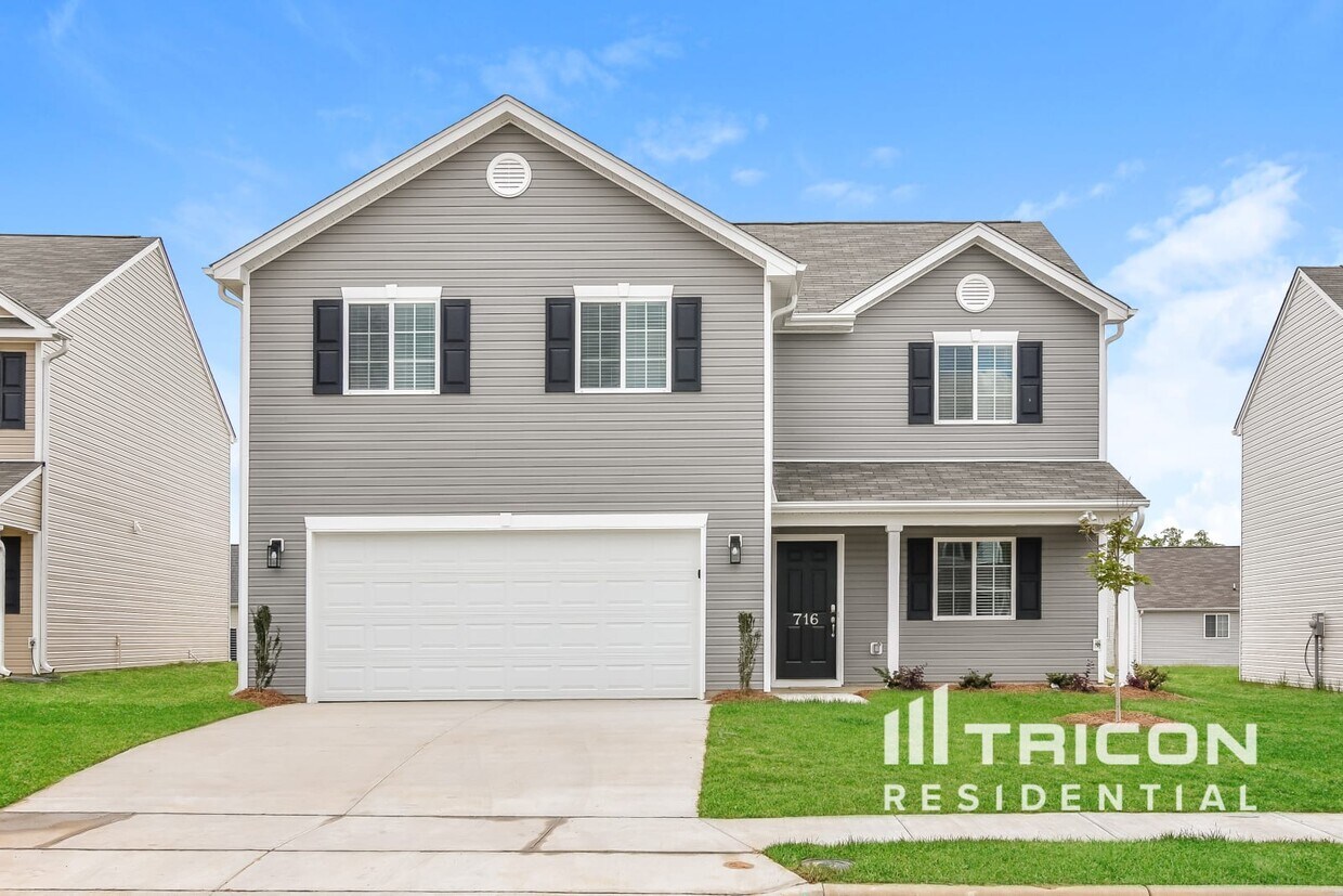 Foto principal - 716 Brampton Dr