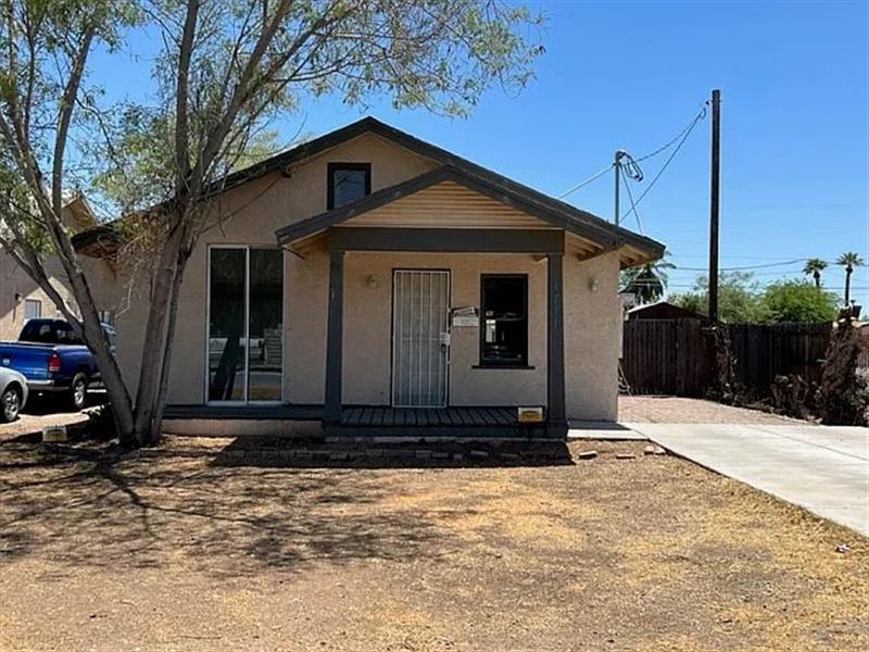 Primary Photo - Come see this 3 bedrooms