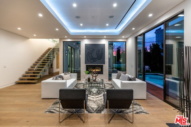 Foto del edificio - 15241 Greenleaf St