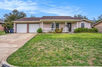 Building Photo - 3416 Denbury Dr