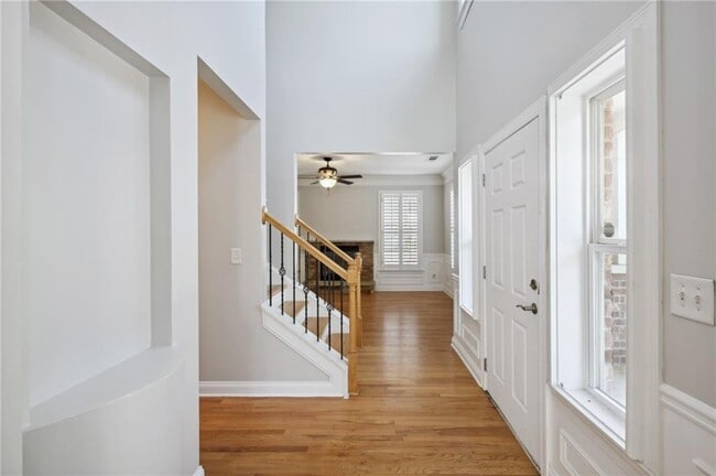 Building Photo - 262 16th St NW