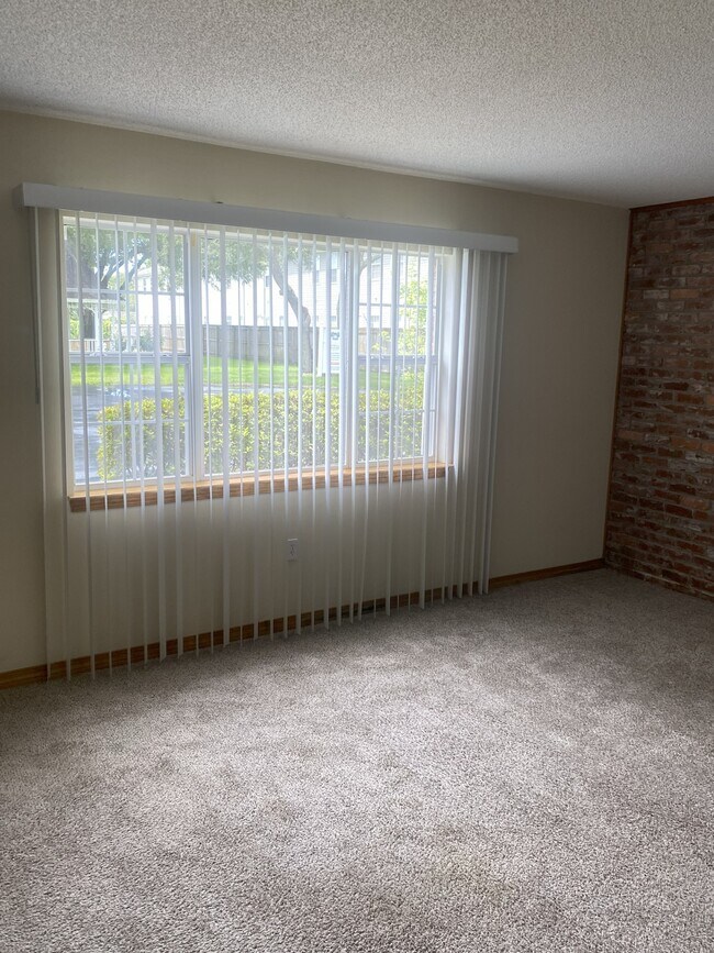 Foto del edificio - 852 Stonegate Ct