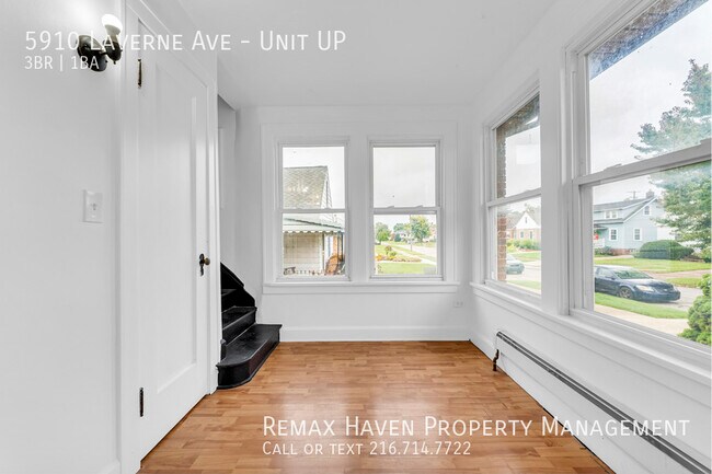 Foto del edificio - 5910 Laverne Ave