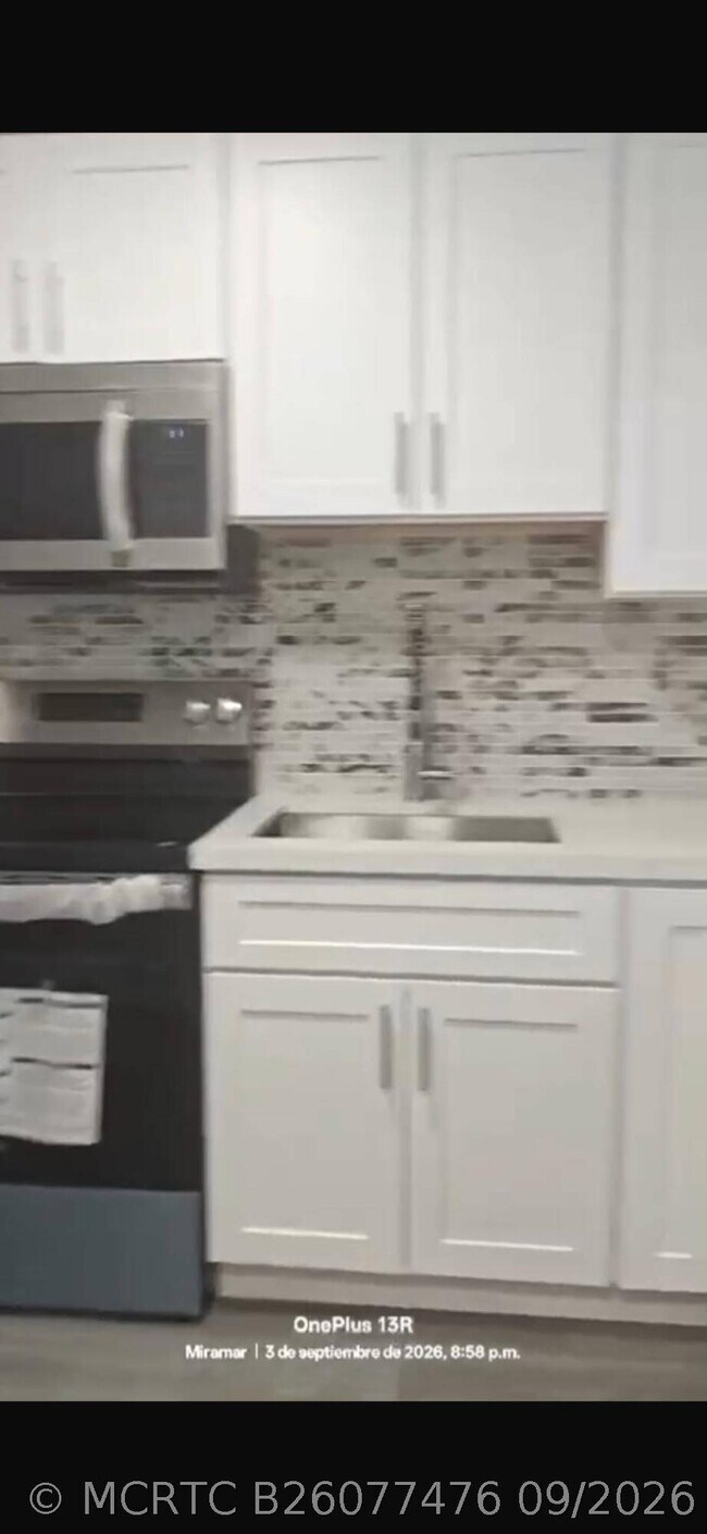 Foto del edificio - 2248 SW 80th Terrace