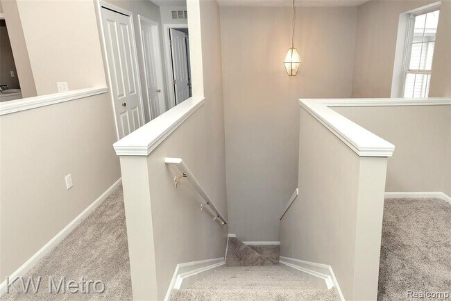 Foto del edificio - 4121 Hampton Ridge Blvd