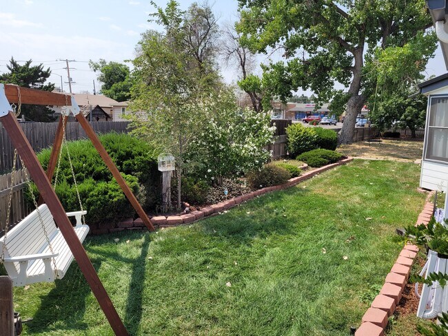 Foto del edificio - 6808 Lowell Blvd