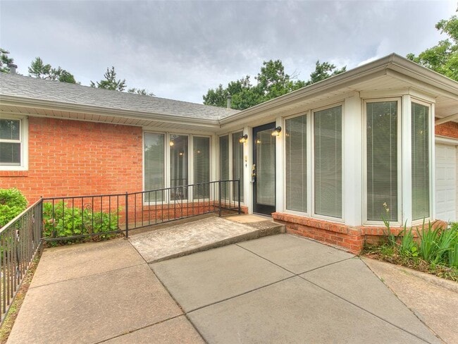 Building Photo - 1214 Cruce St