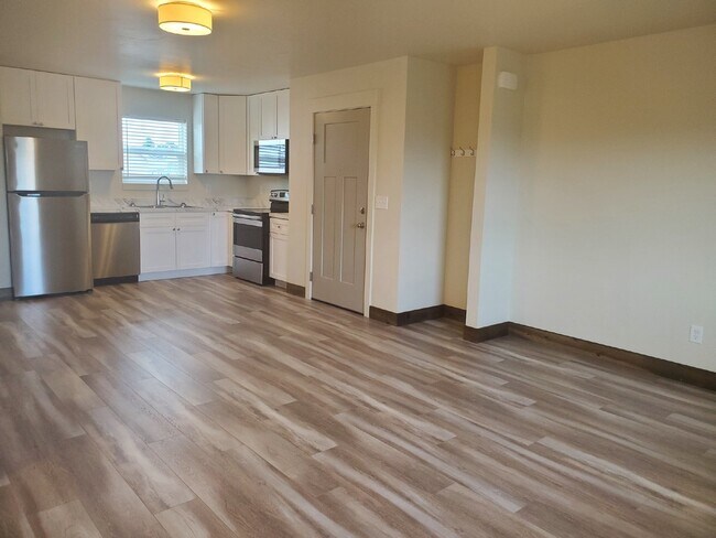 Foto del edificio - Beautiful 2 bedroom, 2 bathroom