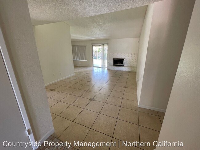 Foto del edificio - 4 br, 2 bath House - 3204 Smokehouse Ave