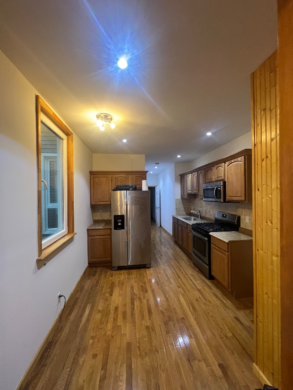 Primary Photo - 59-25 68th Ave