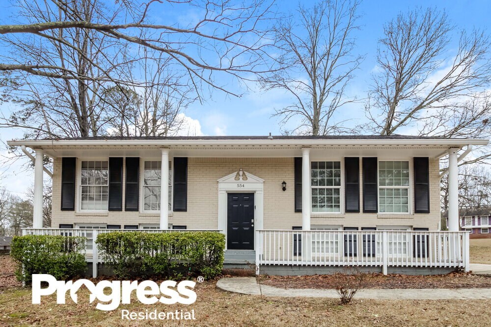 Primary Photo - 554 Roxbury Dr