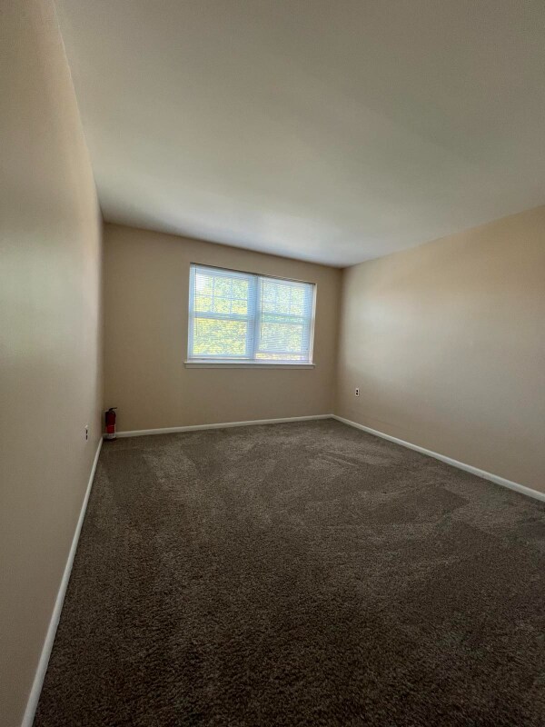 Building Photo - 10106 Calera Rd