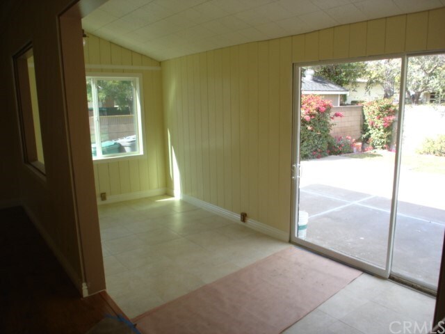 Building Photo - 809 Grovemont St