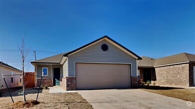 Building Photo - 3333 Hondo Ter