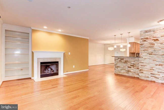 Building Photo - 6101 Wigmore Ln