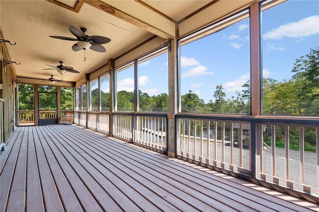 Building Photo - 311 Magnolia Ave