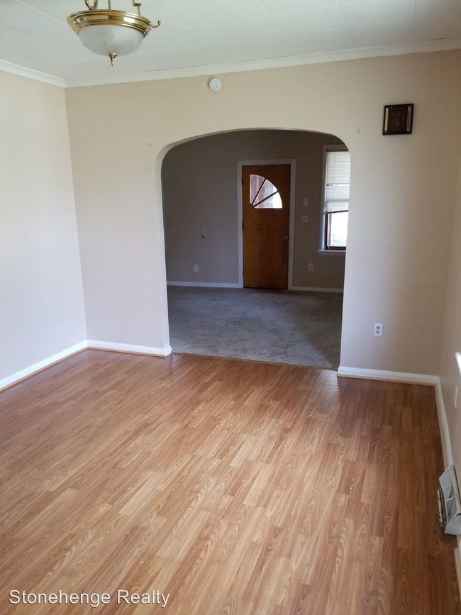 Building Photo - 3 br, 1 bath House - 1638 Wayne St.