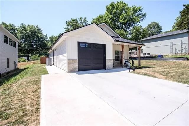 Building Photo - 406 W Market St