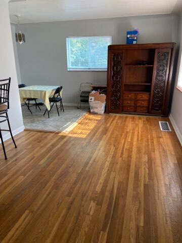 Living and Dining Room - 3670 Oneida St