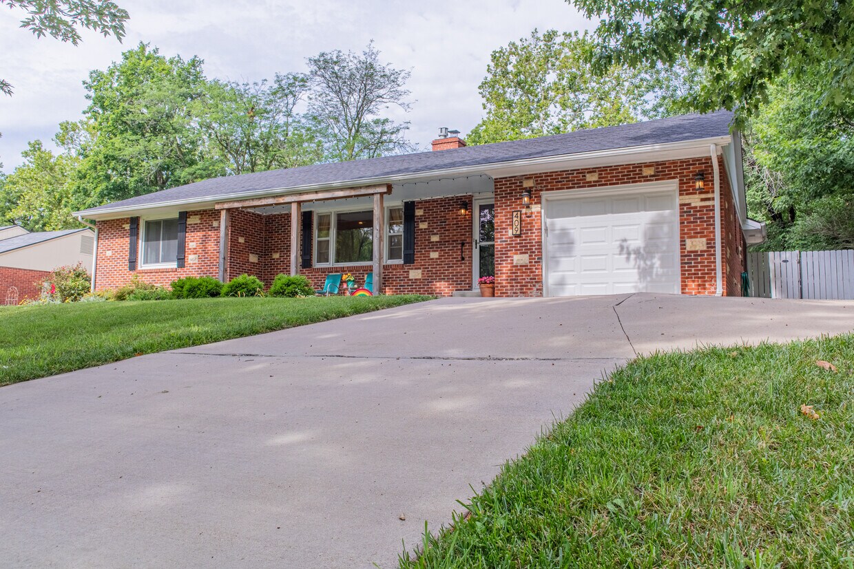 409 Wickham Rd, Manhattan, KS 66502 House Rental in Manhattan, KS