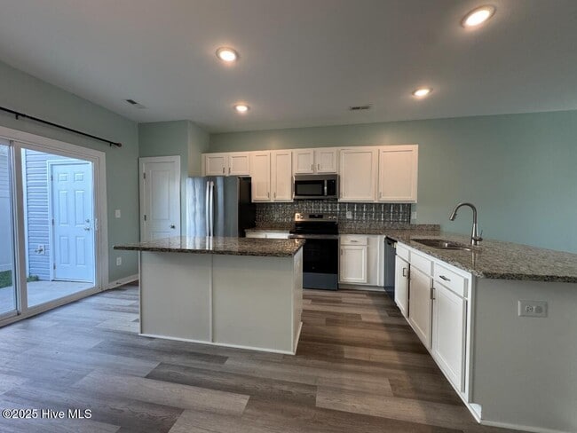 Foto del edificio - 421 Sunfish LN