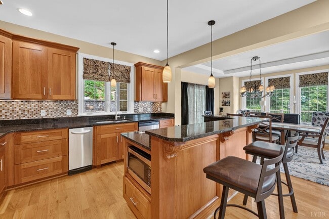 Building Photo - 237 Golf Course Trail