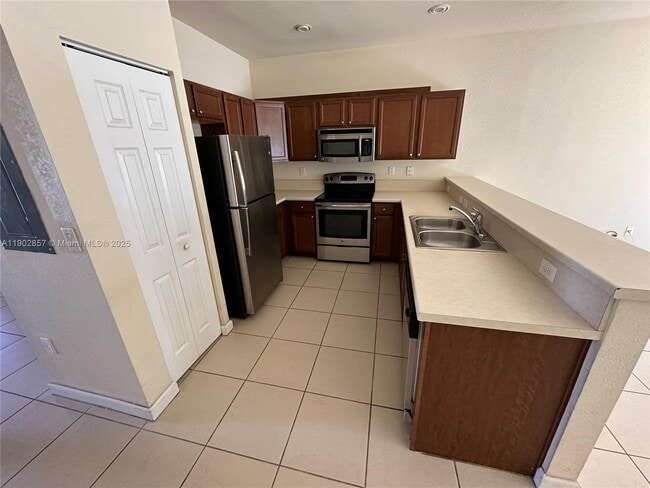 Foto del edificio - 8938 W 35th Way