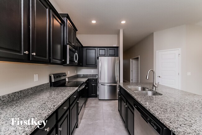 Foto del edificio - 14428 Potterton Cir