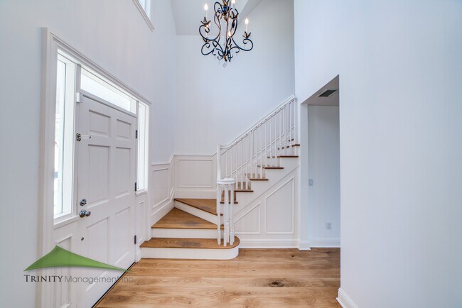 Building Photo - 19919 Elfin Forest Ln