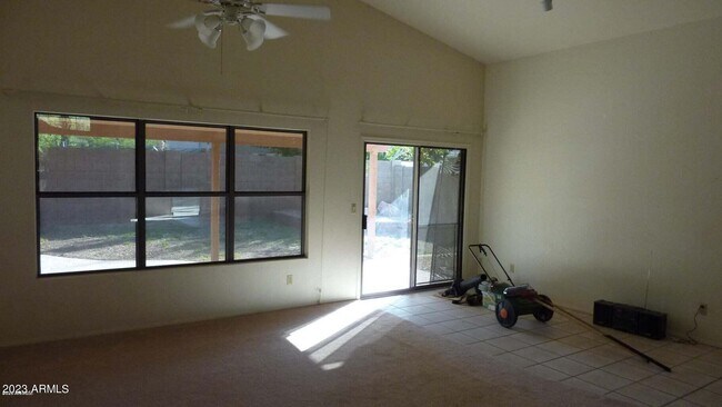 Foto del edificio - 14835 S 26th Way