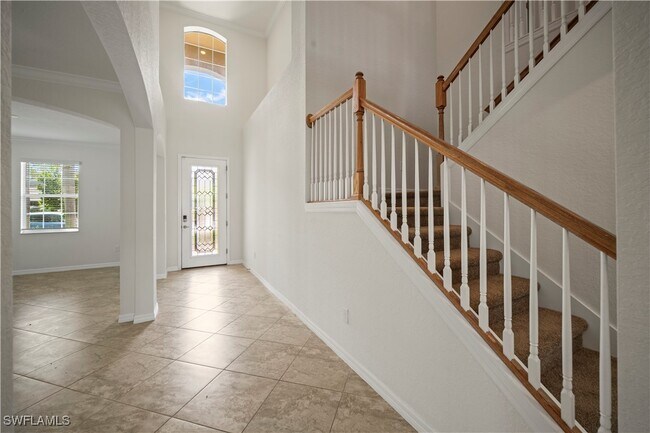 Foto del edificio - 4234 Bluegrass Dr