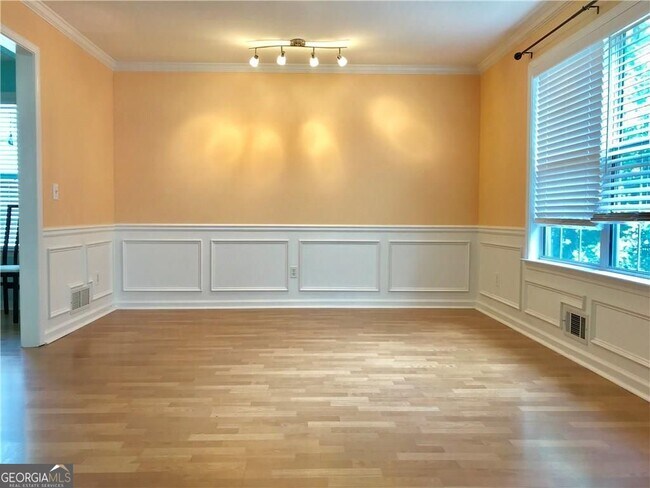 Building Photo - 3354 Roundfield Cir