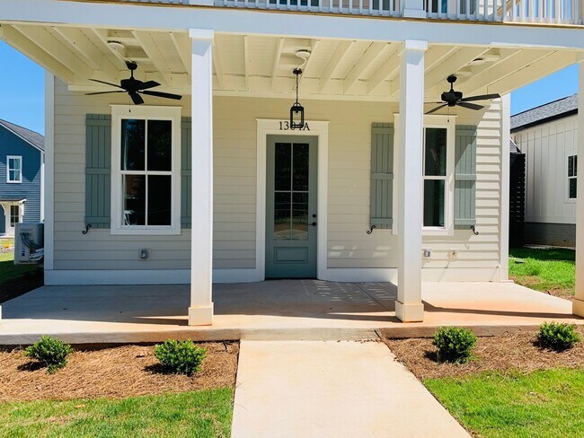 Foto del edificio - 1304 Brownwood Ave