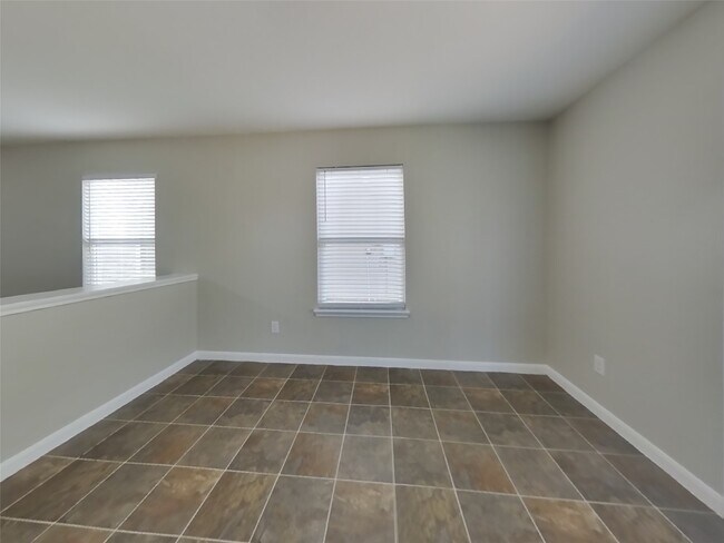 Foto del edificio - 10914 Tipton Oaks Dr