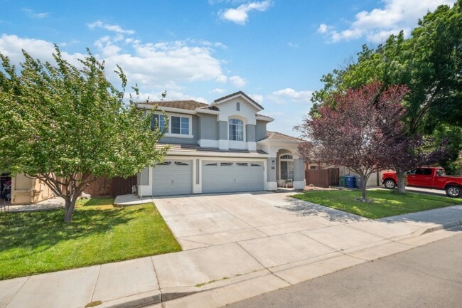 Building Photo - 1009 Garden St