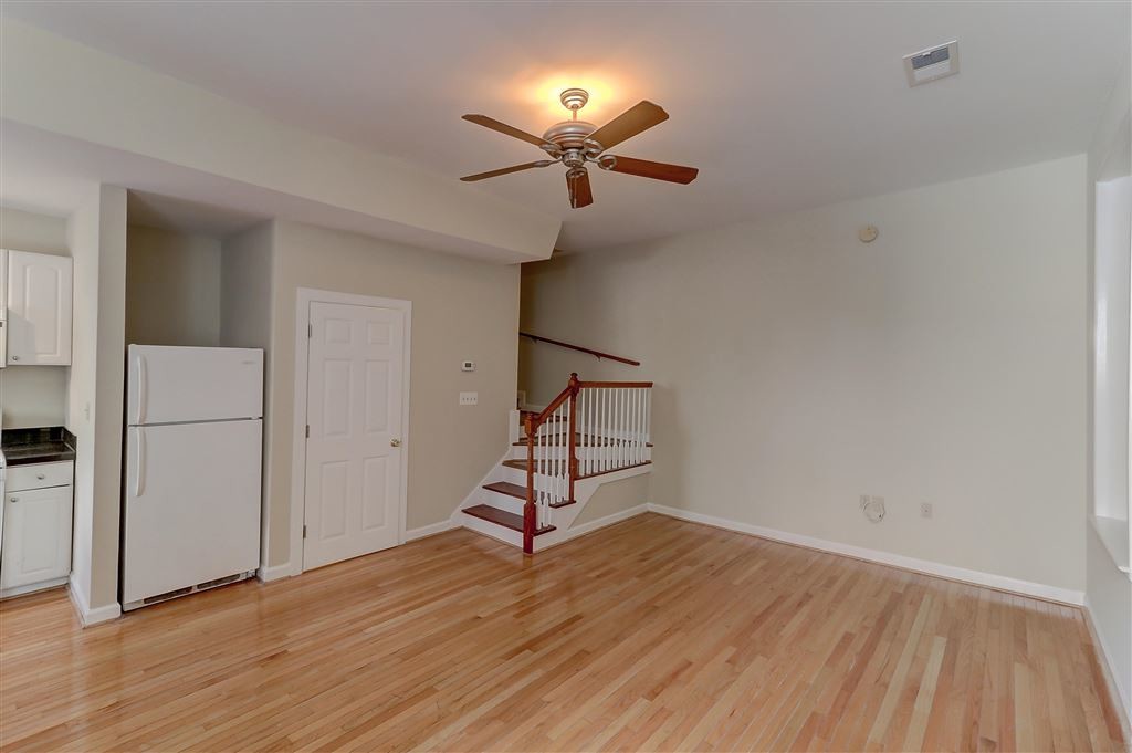 Main Room - 295 King St
