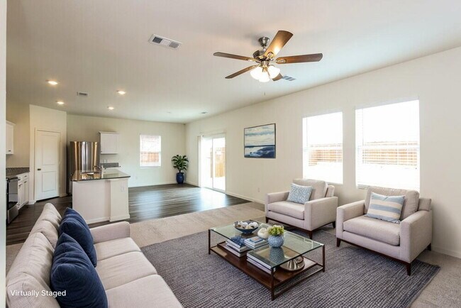 Foto del edificio - 1818 Sandlin Dr