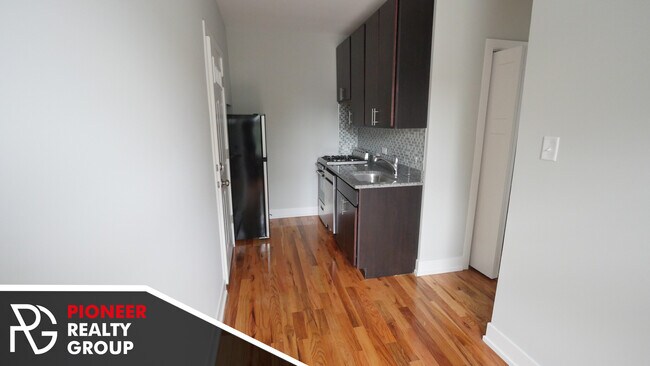 Foto del edificio - 910 W George St