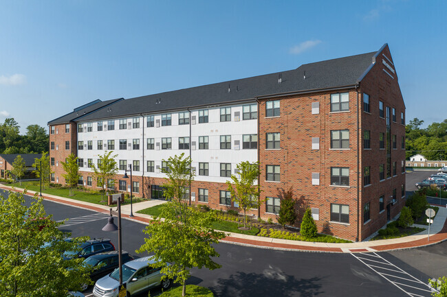 Foto del edificio - The Crossings at Ambler Station