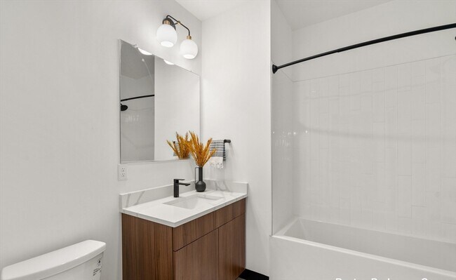 Foto del edificio - 600 Broadway