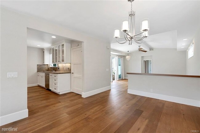 Building Photo - 4 br, 2 bath House - 537 El Modena Ave