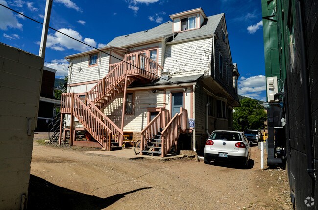 Building Photo - 1080 13th St