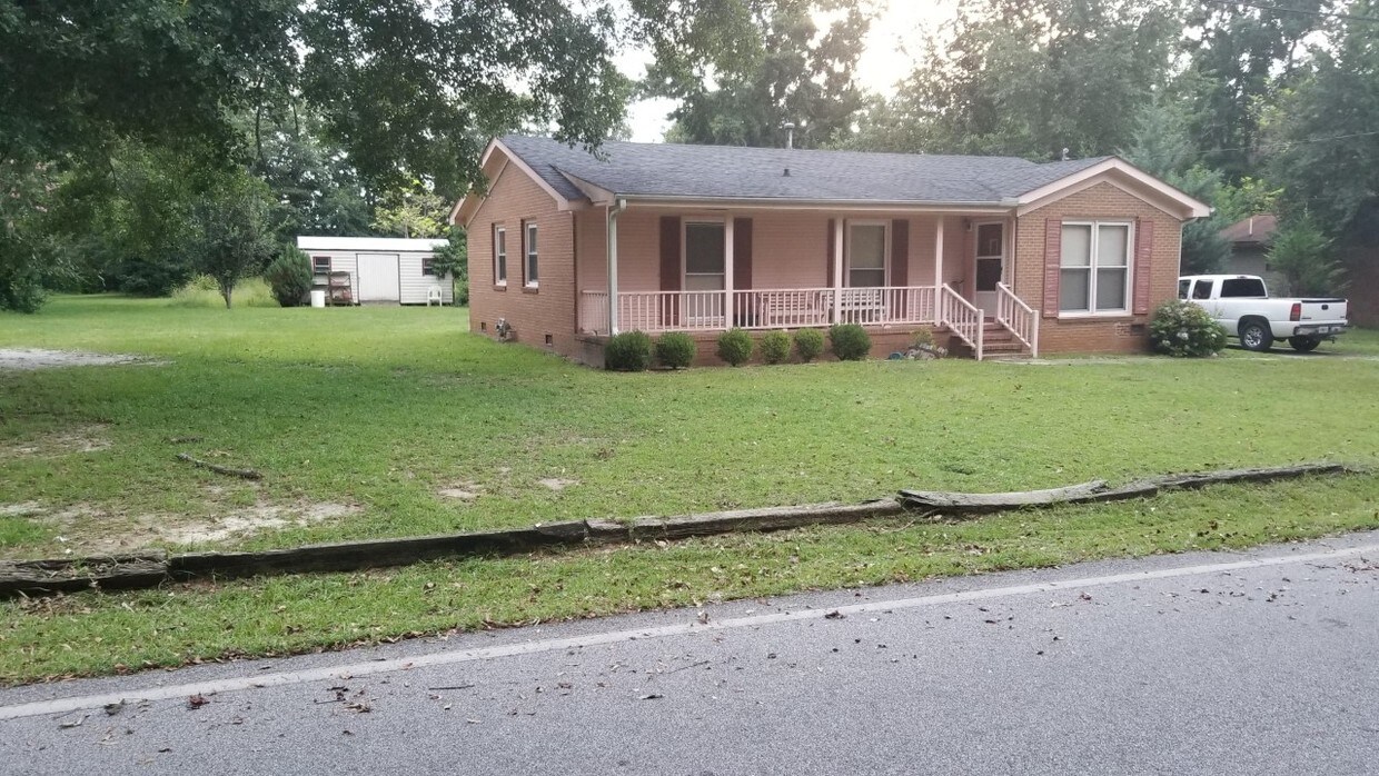 1123 Creek St, Wrens, GA 30833 House Rental in Wrens, GA