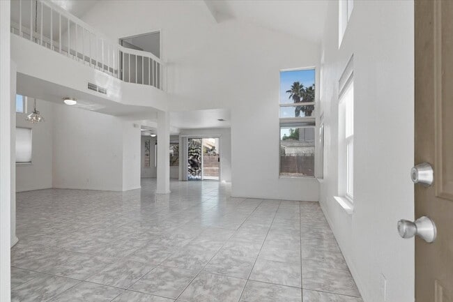 Foto del edificio - 2408 Sage Pointe Cir