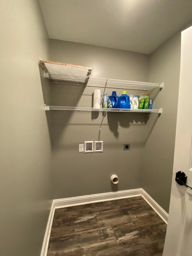 Foto del edificio - 30 Easy St