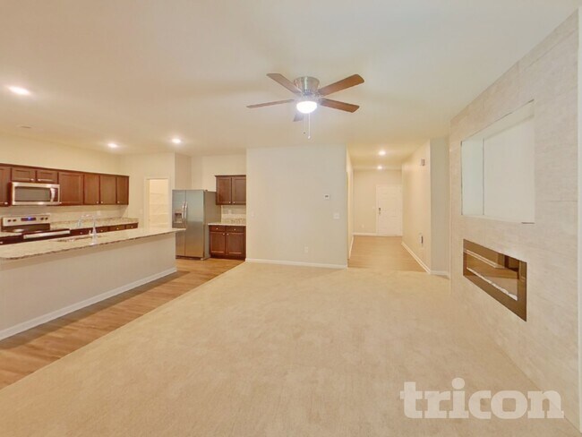 Foto del edificio - 225 Sinclair Way