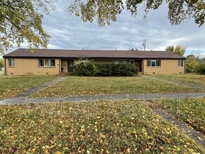 Building Photo - 638 S Woodlawn Blvd