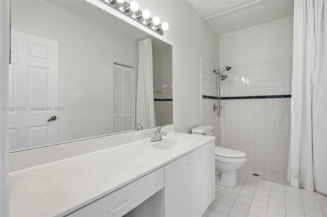 Foto del edificio - Seagrape Way, Hollywood, FL 33019 - 2 BR 2 BA townhouse