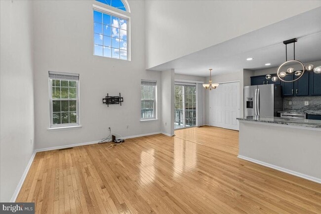 Building Photo - 14 Hearthstone Ln