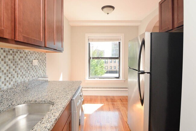 Foto del edificio - 555 W Arlington